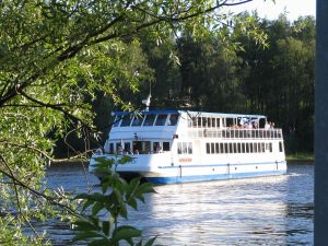 Risteillen viinejä maistelemaan ryhmille